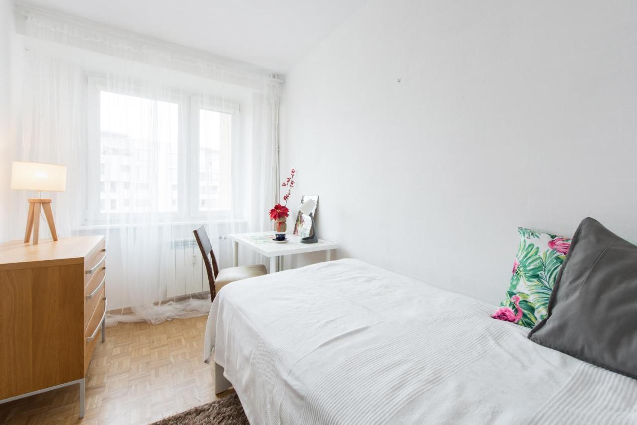 Room, Inflancka 19 Warsaw Ngoại thất bức ảnh