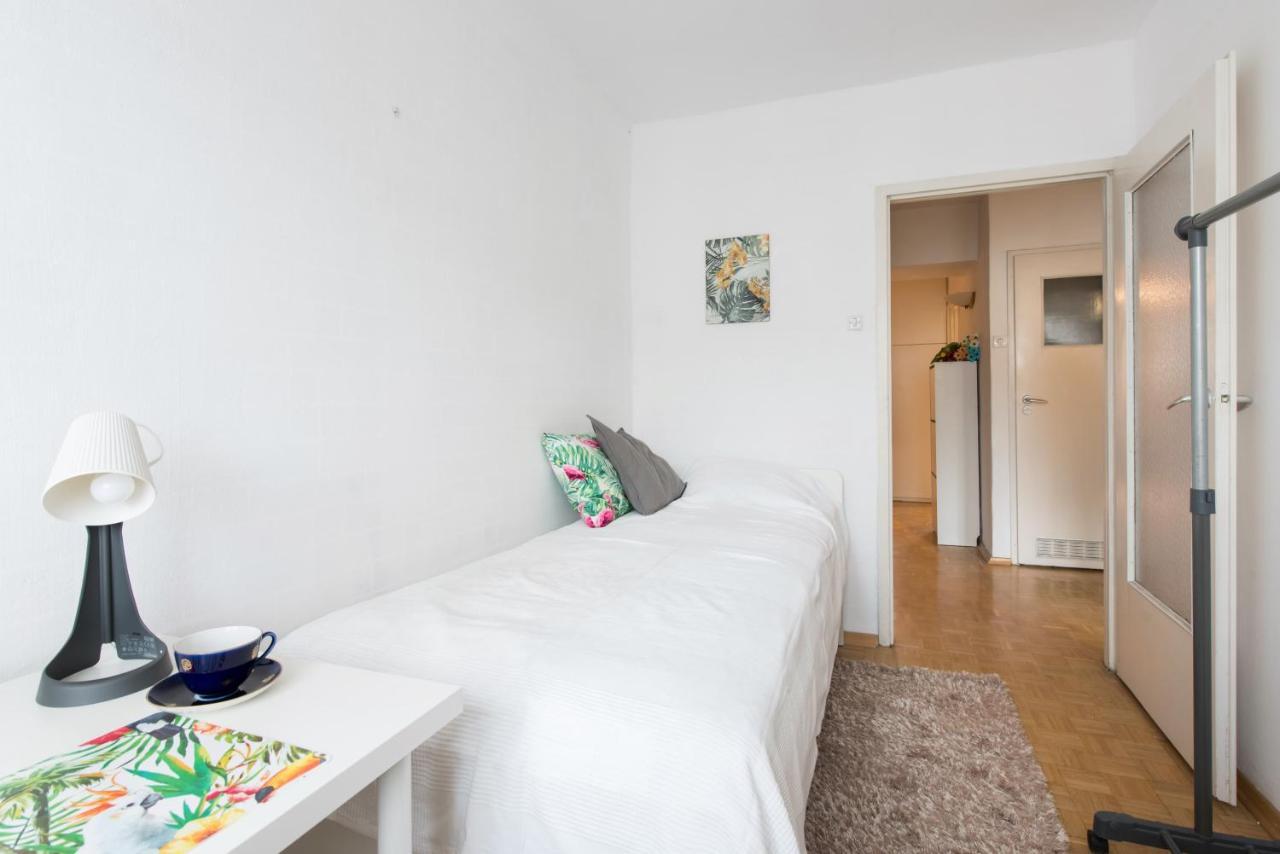 Room, Inflancka 19 Warsaw Ngoại thất bức ảnh